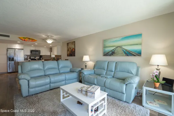 $2,900 | 4800 Ocean Beach Boulevard, Unit 215, Cocoa Beach, FL 32931