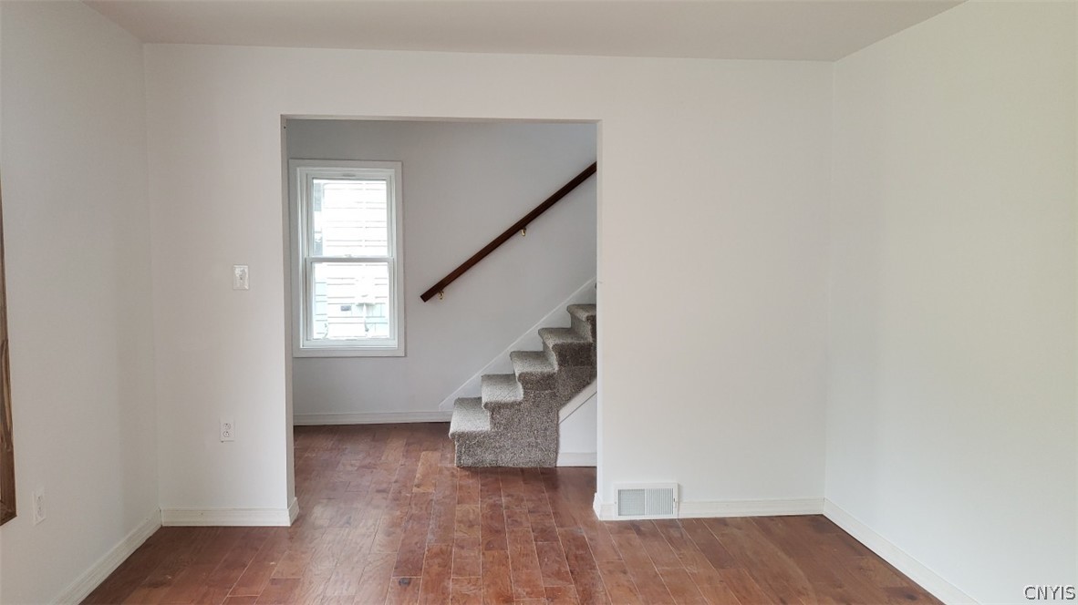 201 Roxford Road North Salina, NY 13208 - Photo 4 of 22 Gallery Image 4