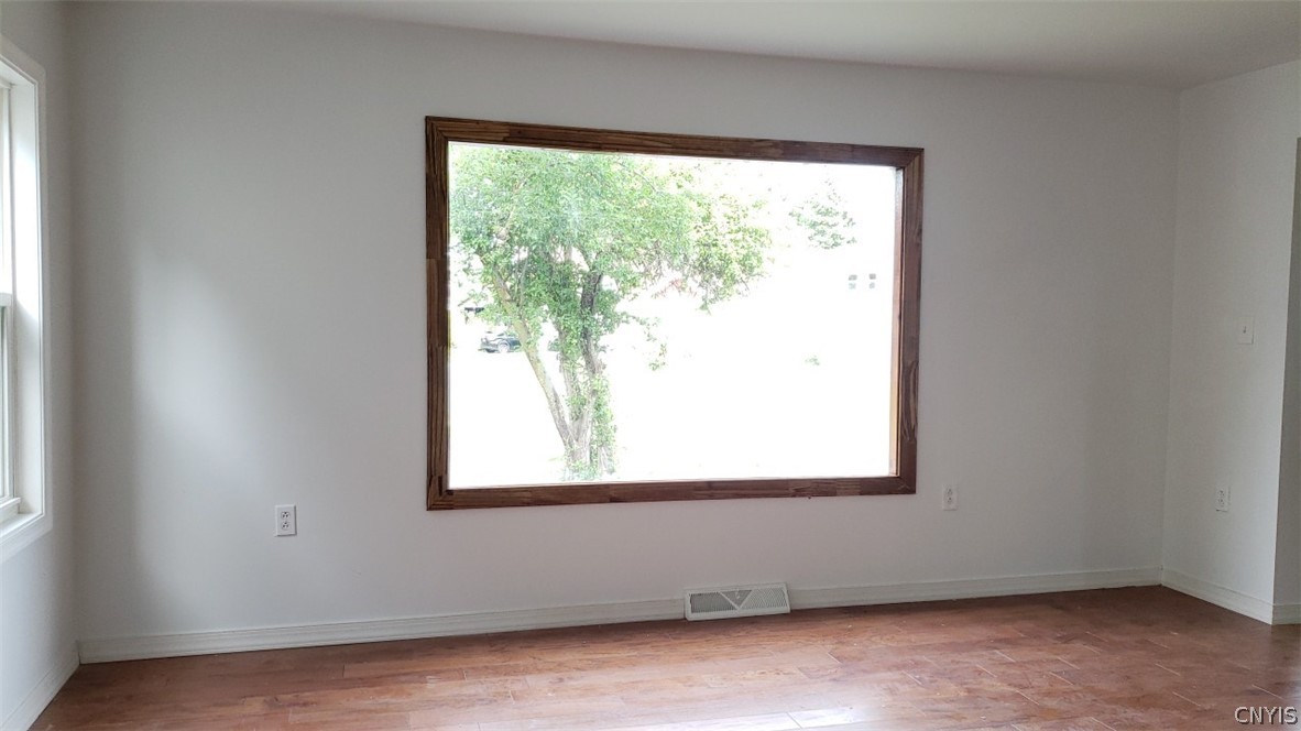 201 Roxford Road North Salina, NY 13208 - Photo 5 of 22 Gallery Image 5