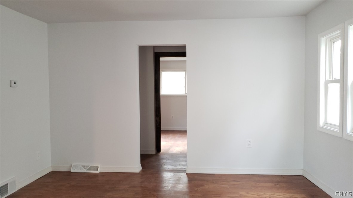 201 Roxford Road North Salina, NY 13208 - Photo 6 of 22 Gallery Image 6