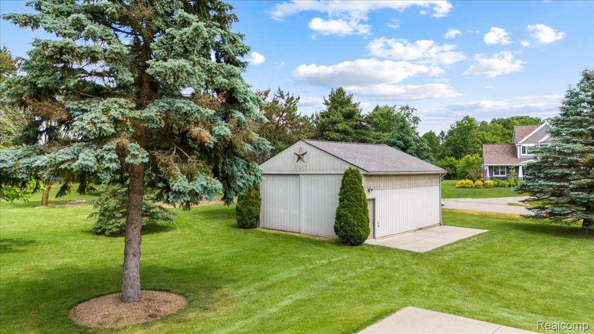 58685 Travis Road New Hudson, MI 48165 - Photo 38 of 50 Gallery Image 38
