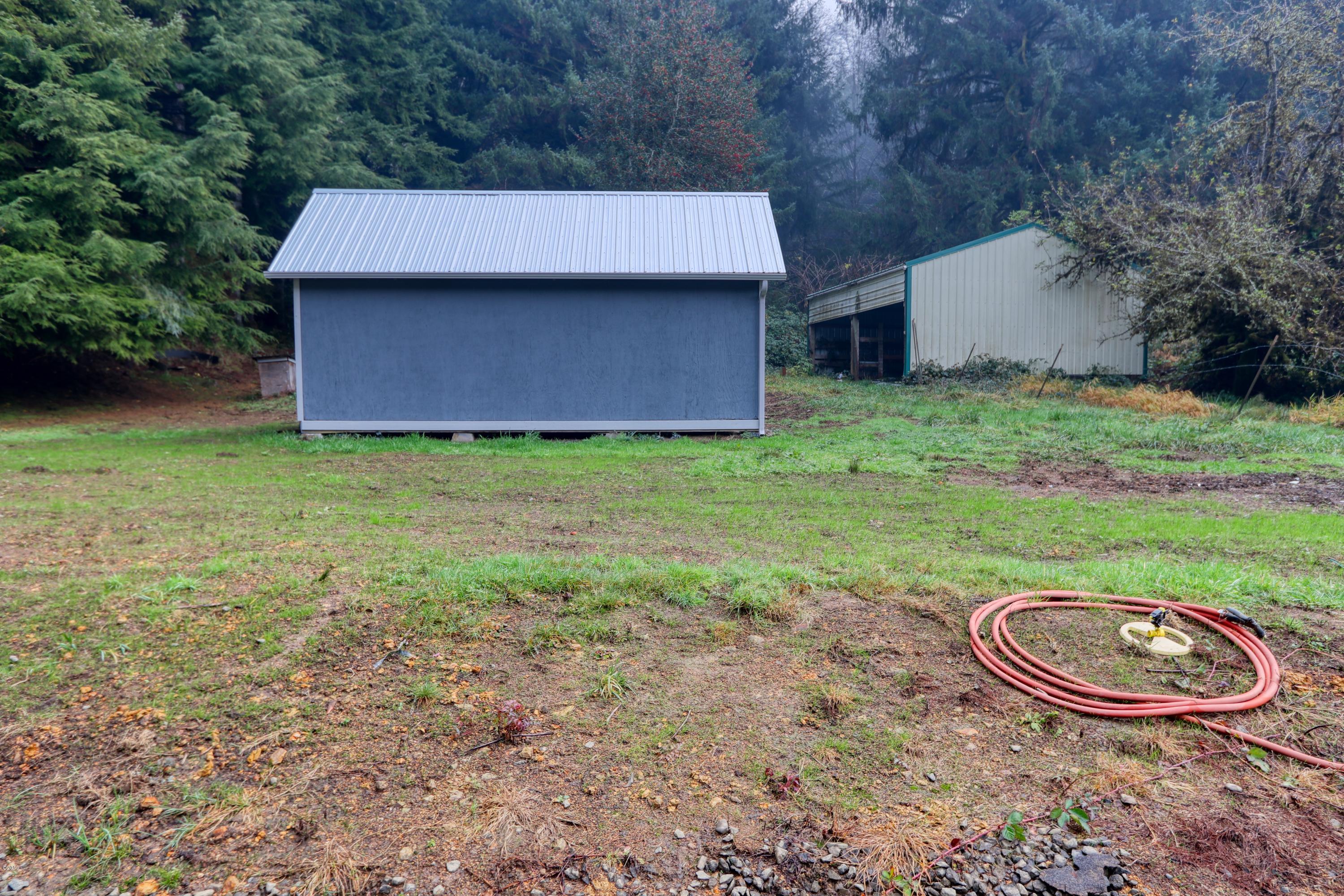 15 Yasek Loop Toledo, OR 97391 - Photo 19 of 23 Utility Building