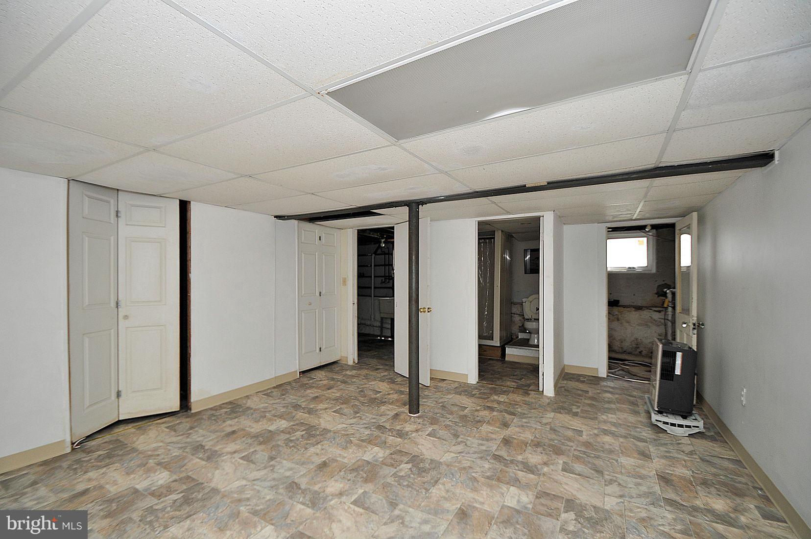 511 North Rock Glen Road Baltimore, MD 21229 - Photo 21 of 23 Basement