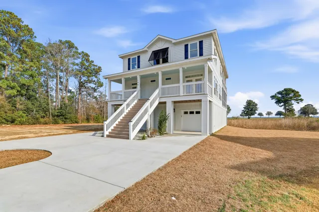 $1,225,000 | 145 Oak Bay Drive, Georgetown, SC 29440