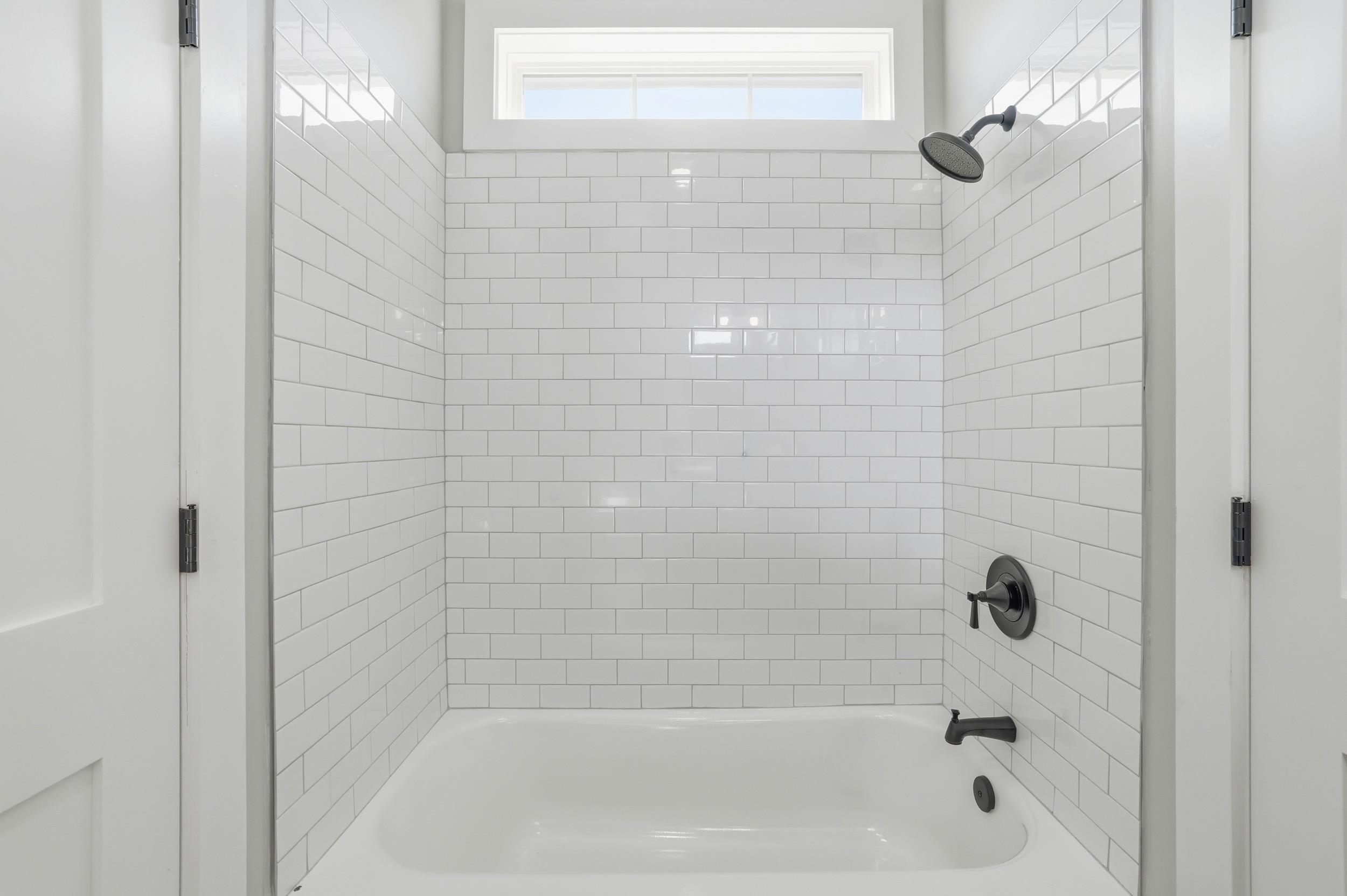 145 Oak Bay Drive Georgetown, SC 29440 - Photo 26 of 39 Full bathroom with bathtub / shower combination