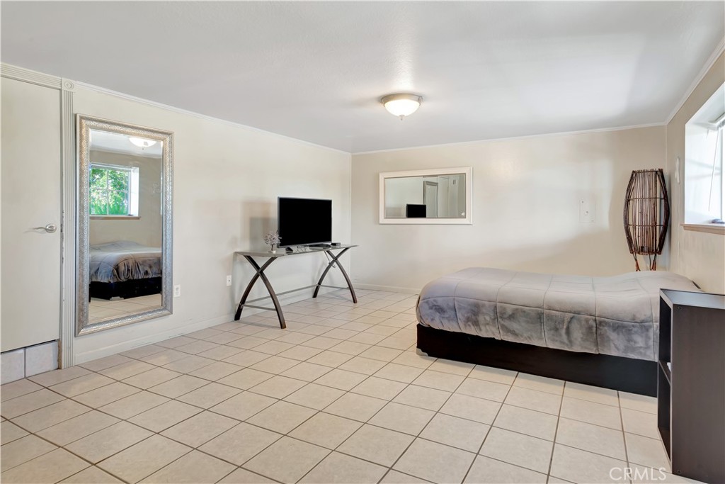 9345 Barranco Road Atascadero, CA 93422 - Photo 46 of 49 Bedroom in the guest room