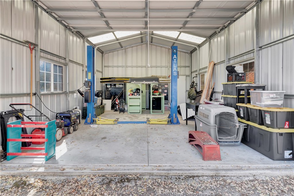 9345 Barranco Road Atascadero, CA 93422 - Photo 49 of 49 Shop with car lift.