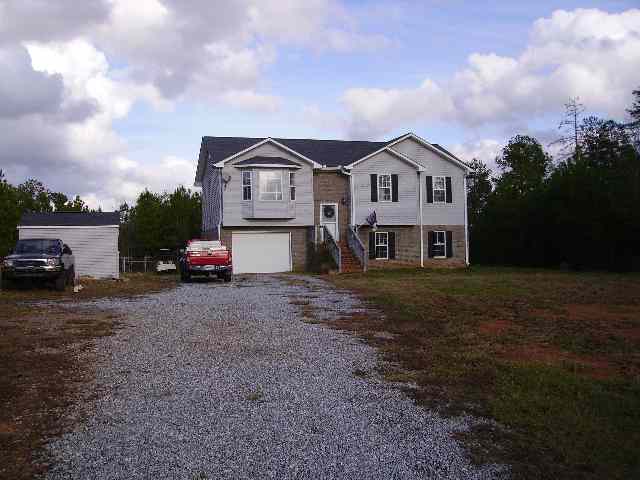 915 Opry House Road Starr, SC 29684 - Photo 1 of 6 Gallery Image 1