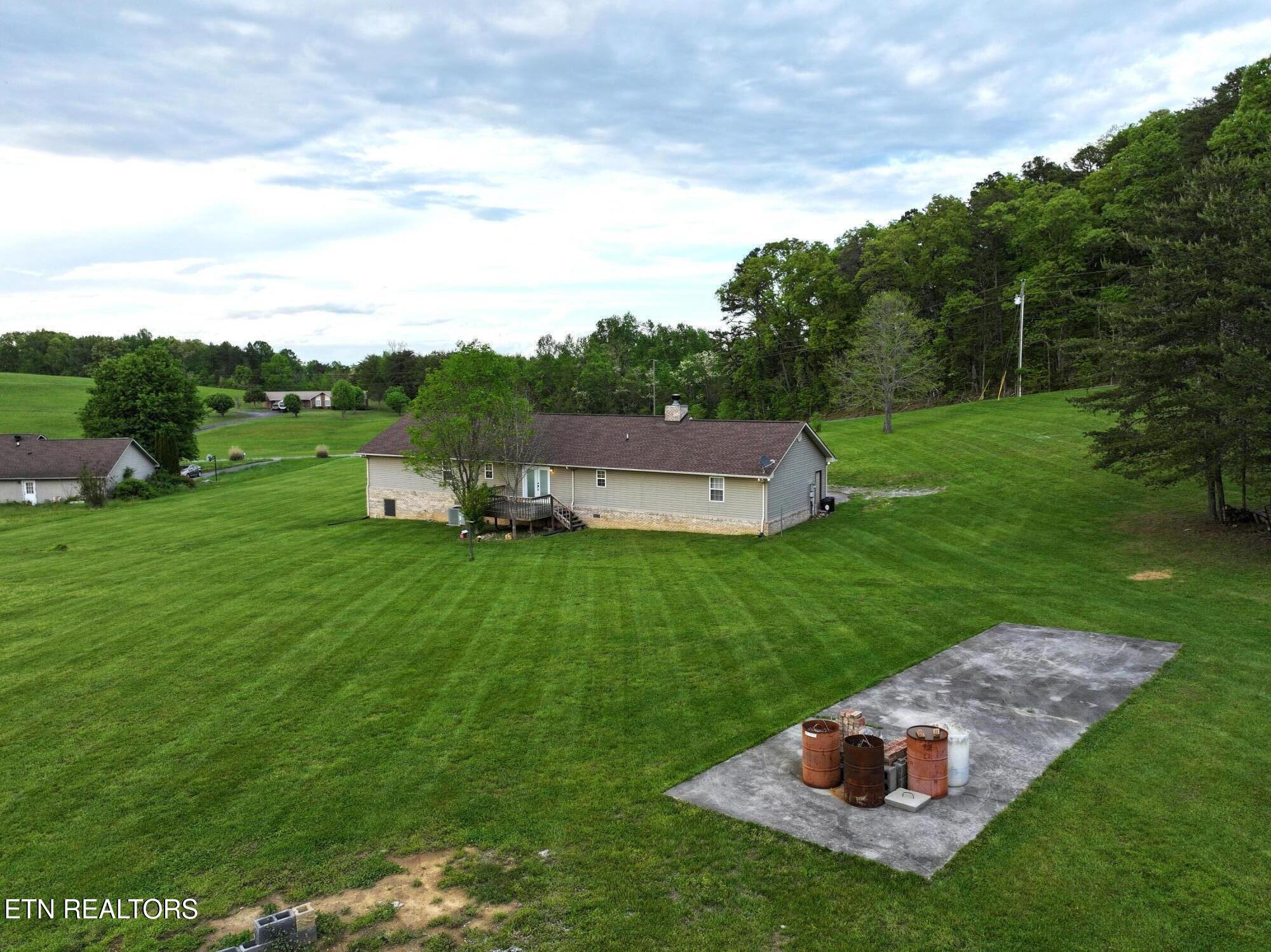 3643 Thomas Cross Road Sevierville, TN 37876 - Photo 14 of 48 Back Yard 1