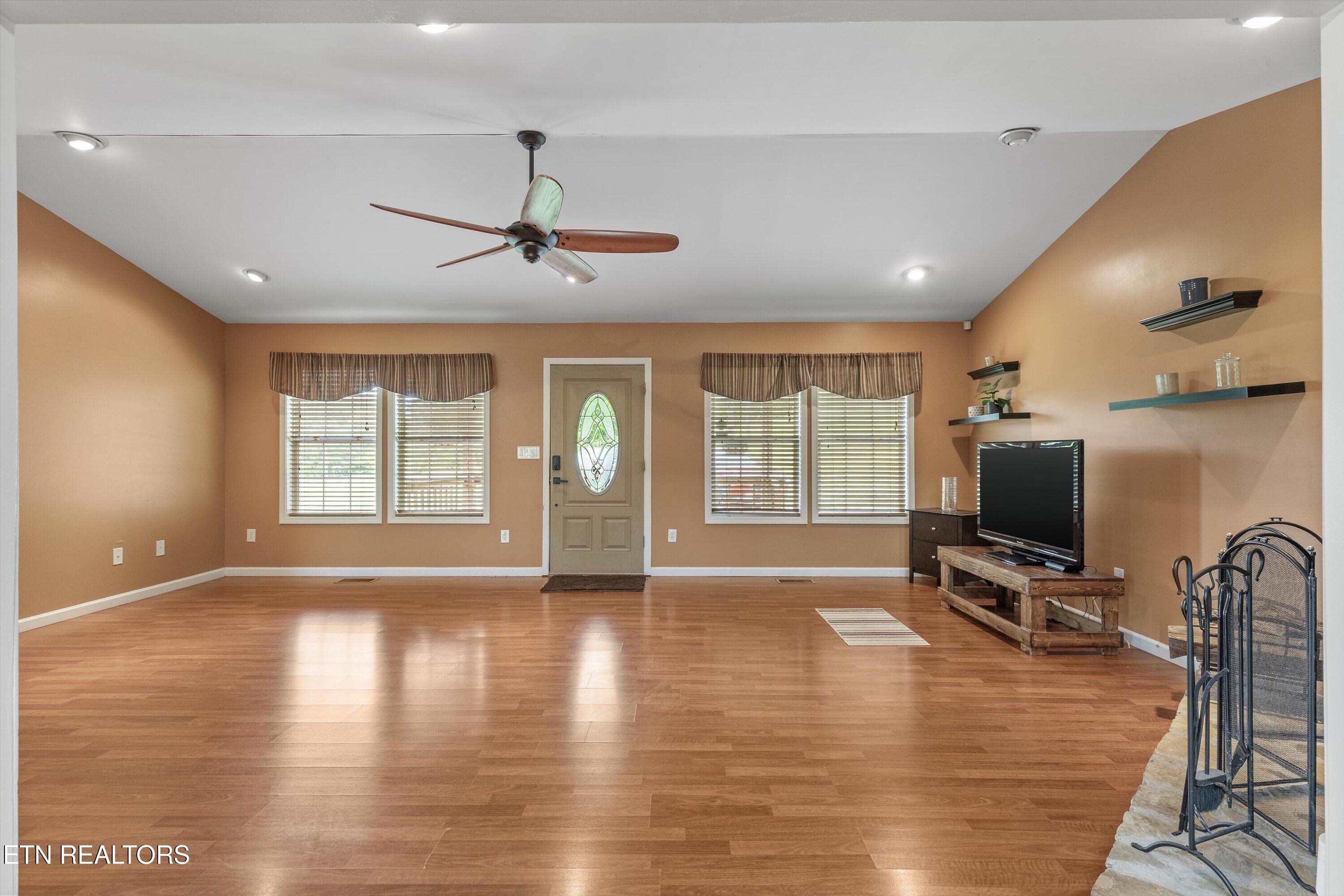 3643 Thomas Cross Road Sevierville, TN 37876 - Photo 20 of 48 05-3643 Thomas Cross Rd23