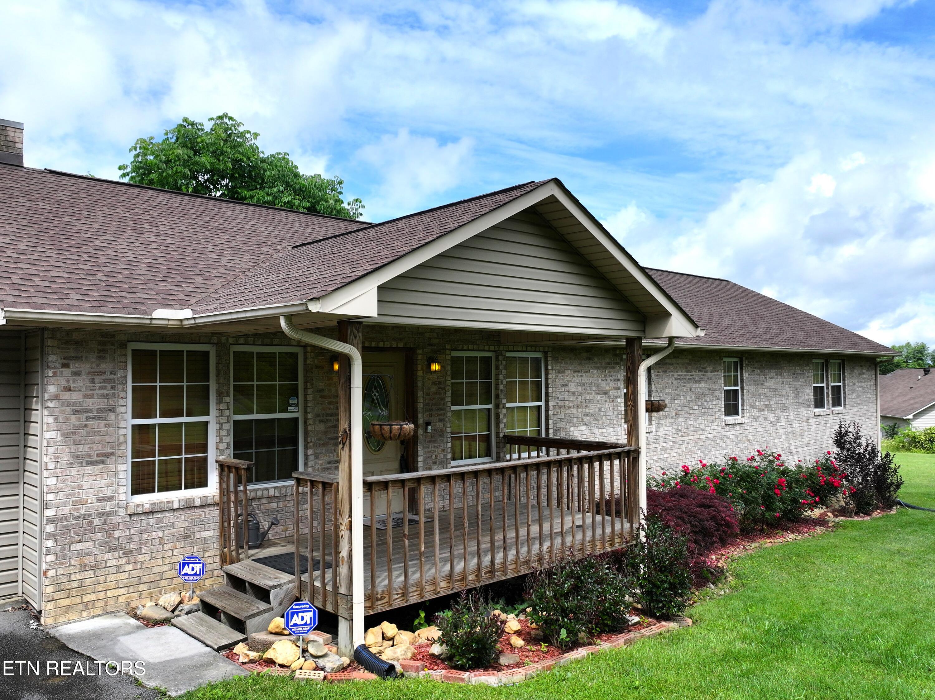 3643 Thomas Cross Road Sevierville, TN 37876 - Photo 5 of 48 DJI_20250514112019_0131_D