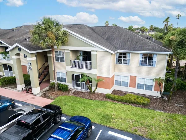 $250,000 | 1910 Summer Club Drive, Unit 212, Oviedo, FL 32765