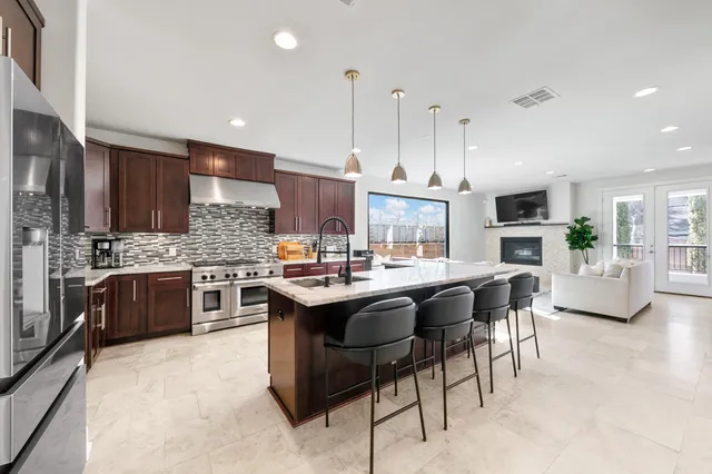 $1,150,000 | 4301 Vivian Street, Bellaire, TX 77401