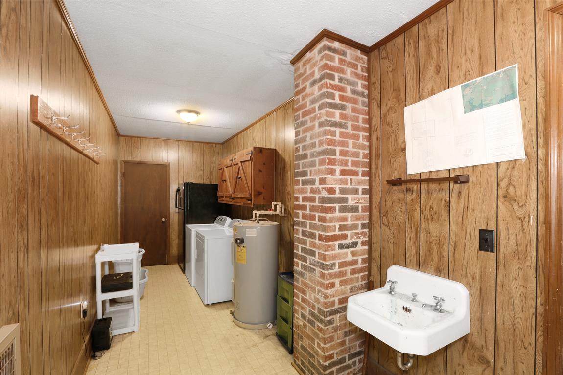 52 Power Station Road Taft, TN 38488 - Photo 30 of 30 a bathroom with a sink a mirror and a shower