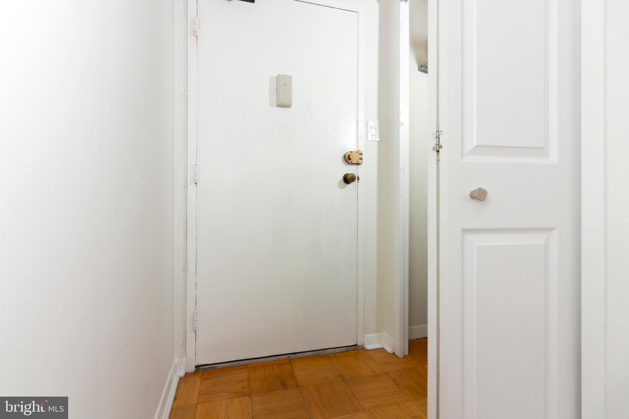 1601 18th Street Northwest, Unit 508 Washington, DC 20009 - Photo 7 of 31 a view of bathroom
