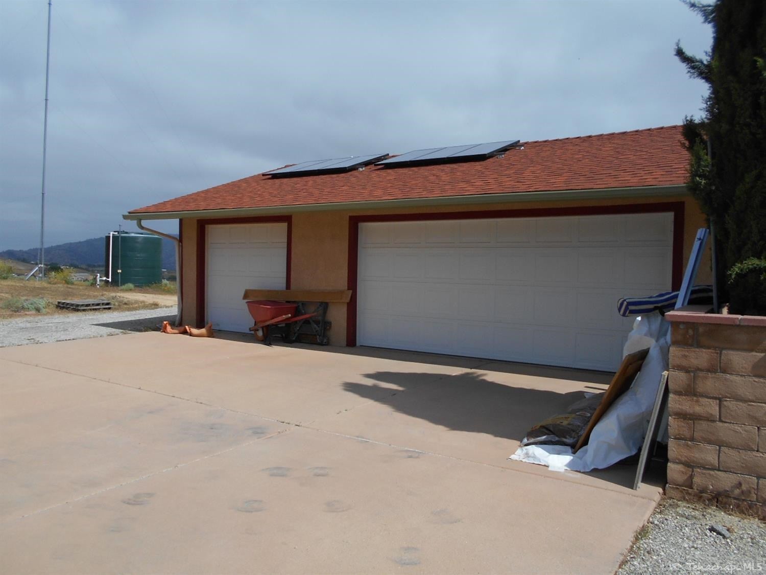 19341 Apache Street Tehachapi, CA 93561 - Photo 34 of 62 Gallery Image 34