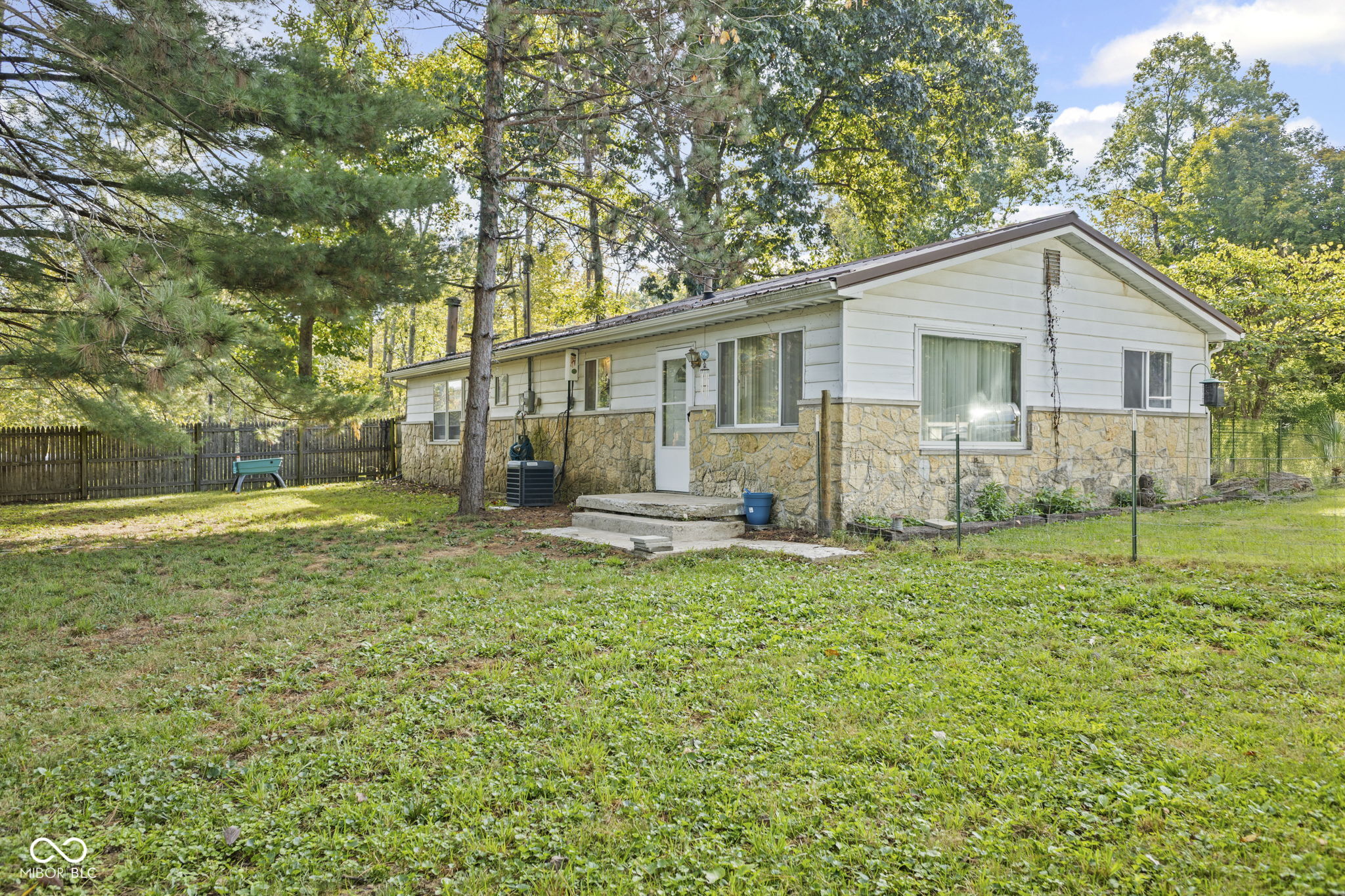 4555 Wolf Trail Poland, IN 47868 - Photo 4 of 32