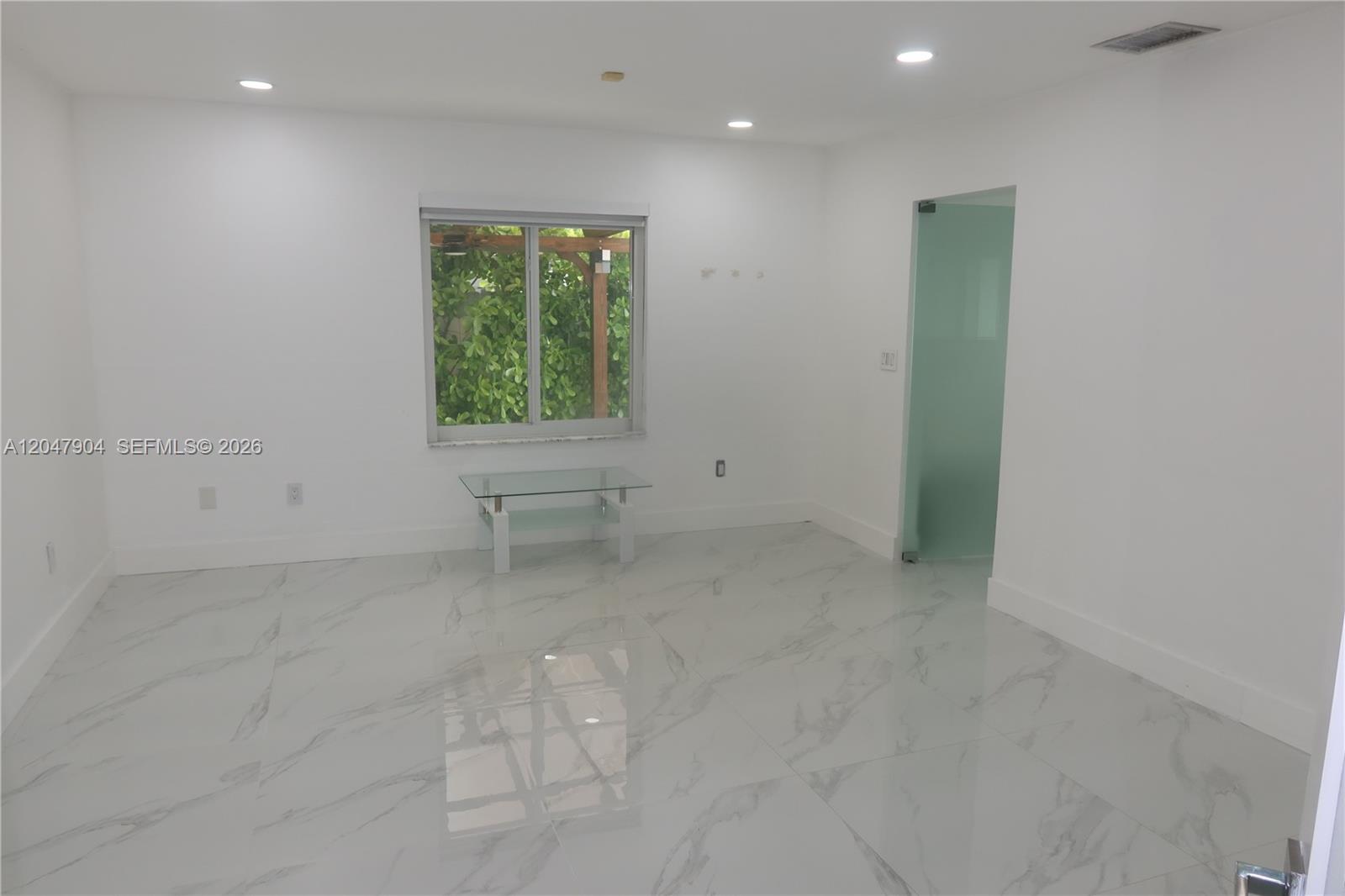 4401 Southwest 102nd Place Miami, FL 33165 - Photo 17 of 21