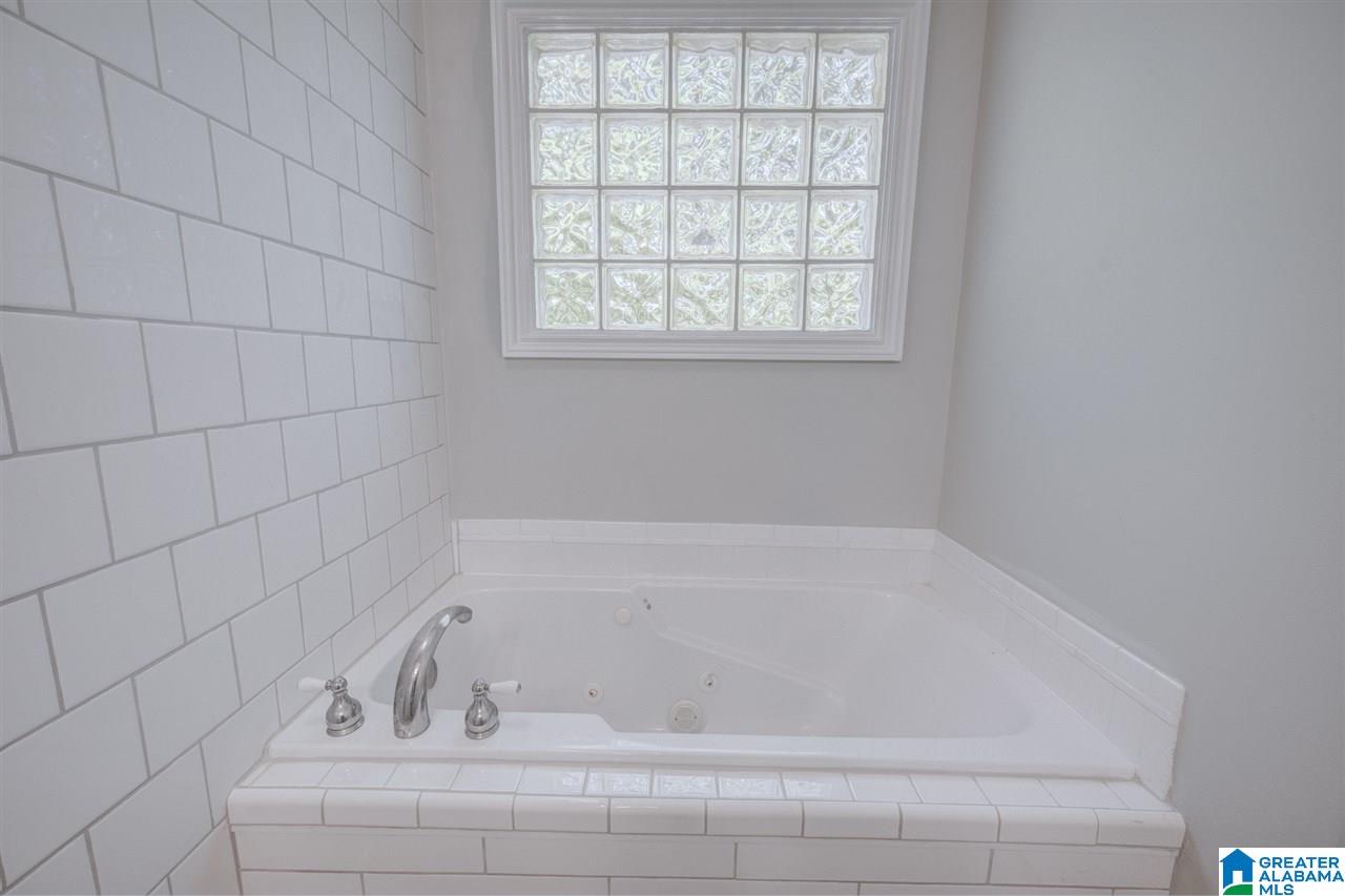 2898 North Road Gardendale, AL 35071 - Photo 11 of 25