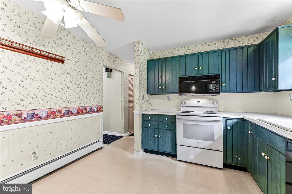 2108 Deer Path Nottingham, PA 19362 - Photo 15 of 39 Gallery Image 15