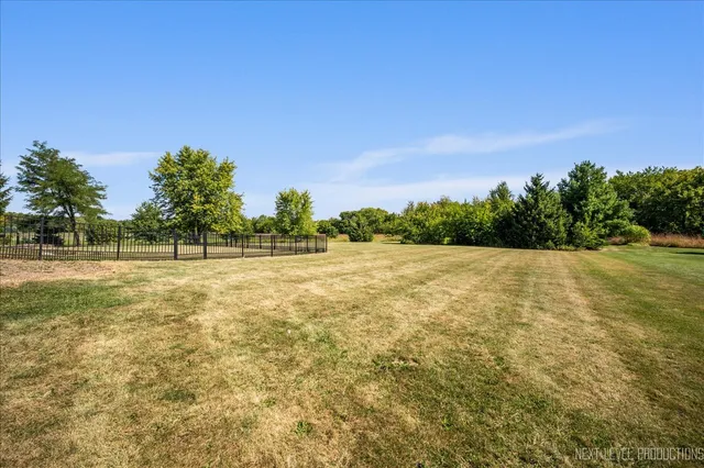 $535,000 | 9260 Stonewall Drive, Newark, IL 60541