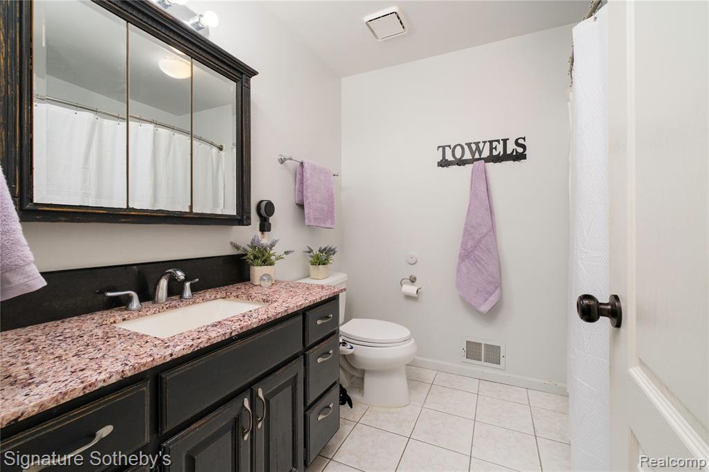 6460 Marble Lane Flushing, MI 48433 - Photo 29 of 44