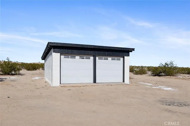 $369,000 | 72555 Nicholson Drive, Twentynine Palms, CA 92277