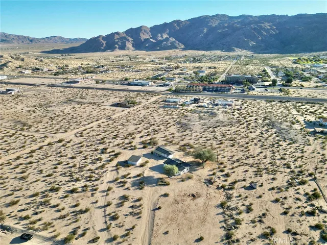 $369,000 | 72555 Nicholson Drive, Twentynine Palms, CA 92277