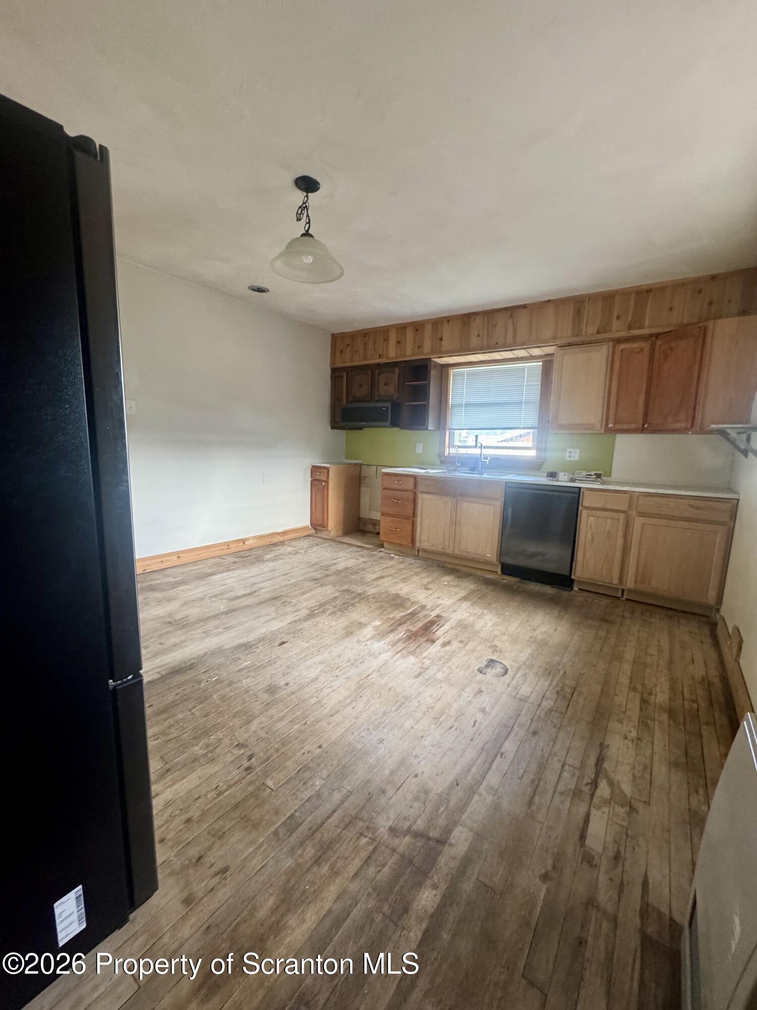 3267 Pittston Avenue Scranton, PA 18505 - Photo 2 of 13 Kitchen