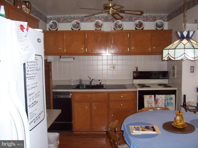 4103 Weller Road Silver Spring, MD 20906 - Photo 8 of 21 Kitchen