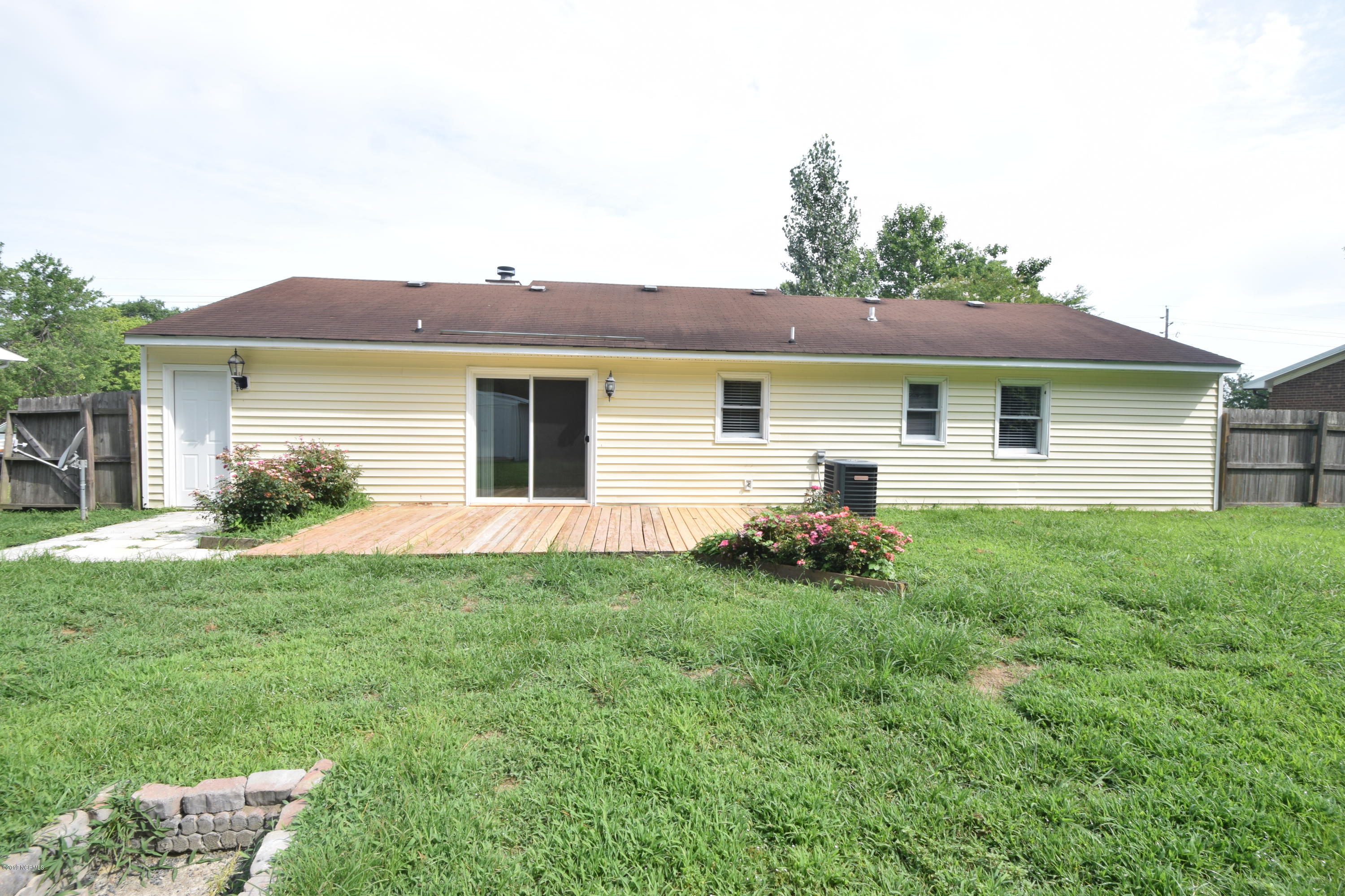 535 West Grantham Road New Bern, NC 28562 - Photo 18 of 23 12