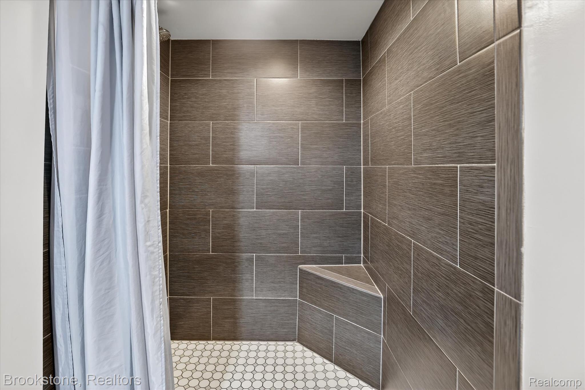 2450 North Lakeshore Road Carsonville, MI 48419 - Photo 21 of 27 Bathroom featuring a shower stall