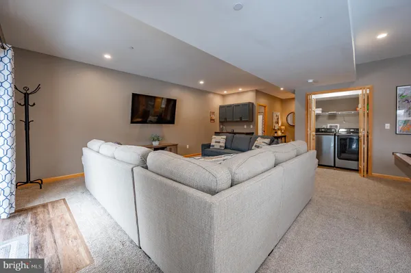 $829,900 | 226 Wisp Adventure Road, McHenry, MD 21541