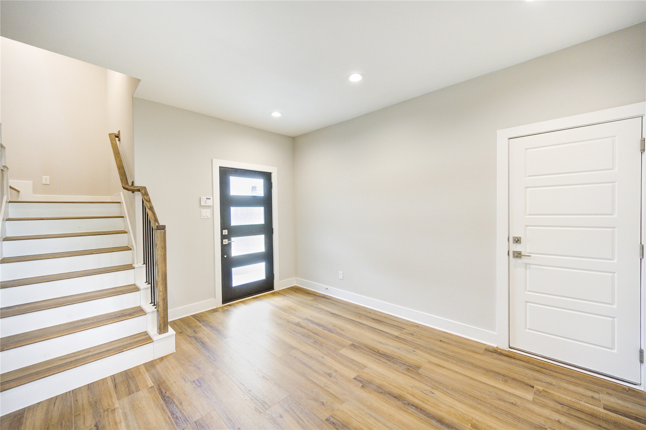 3404 Rawley Street Houston, TX 77020 - Photo 3 of 23