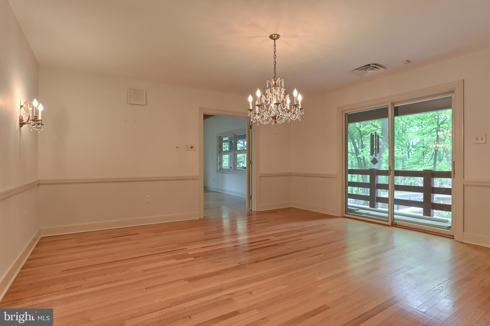 88 Laurel Ridge Road Hershey, PA 17033 - Photo 19 of 44 Dining room