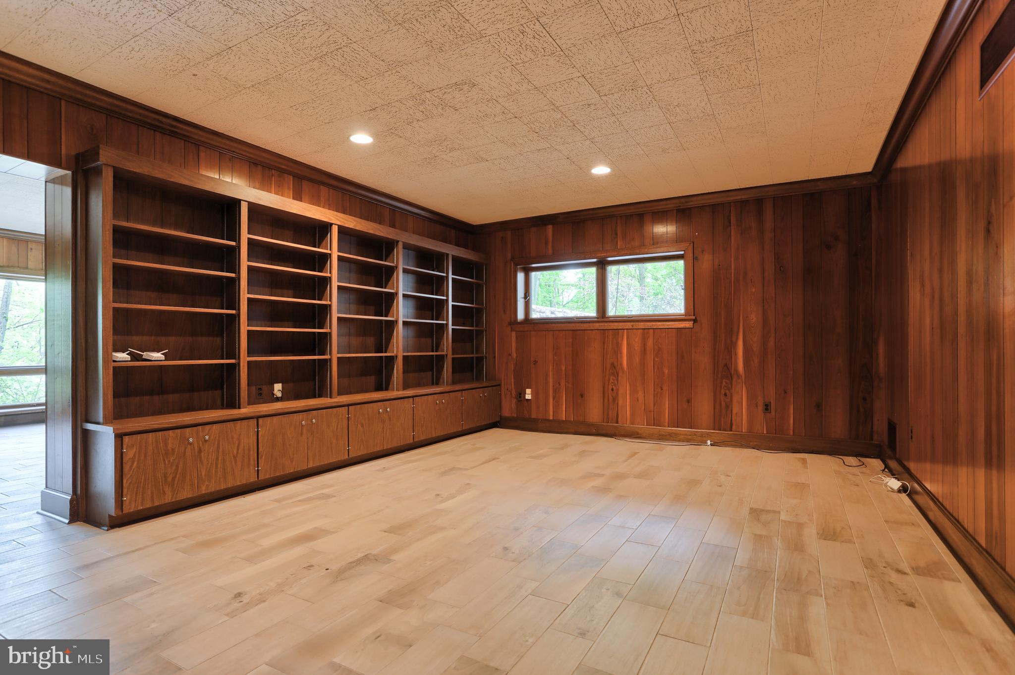 88 Laurel Ridge Road Hershey, PA 17033 - Photo 25 of 44 Office