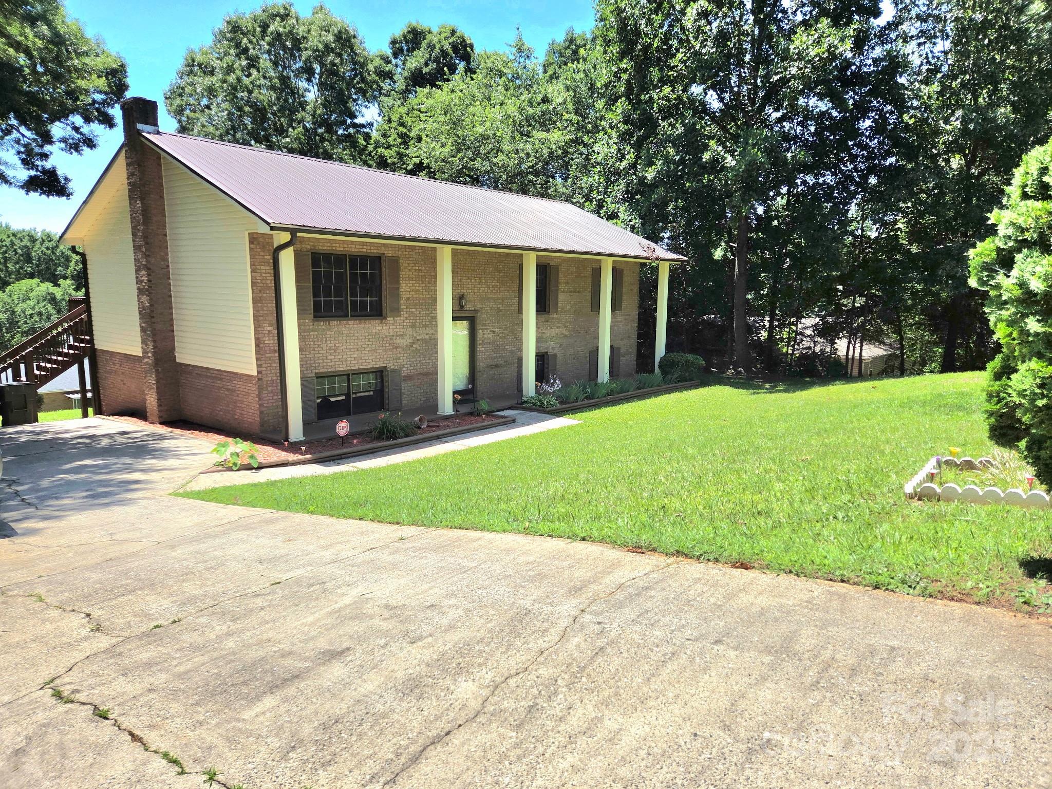 717 2nd Street Southwest Conover, NC 28613 - Photo 1 of 14 Gallery Image 1