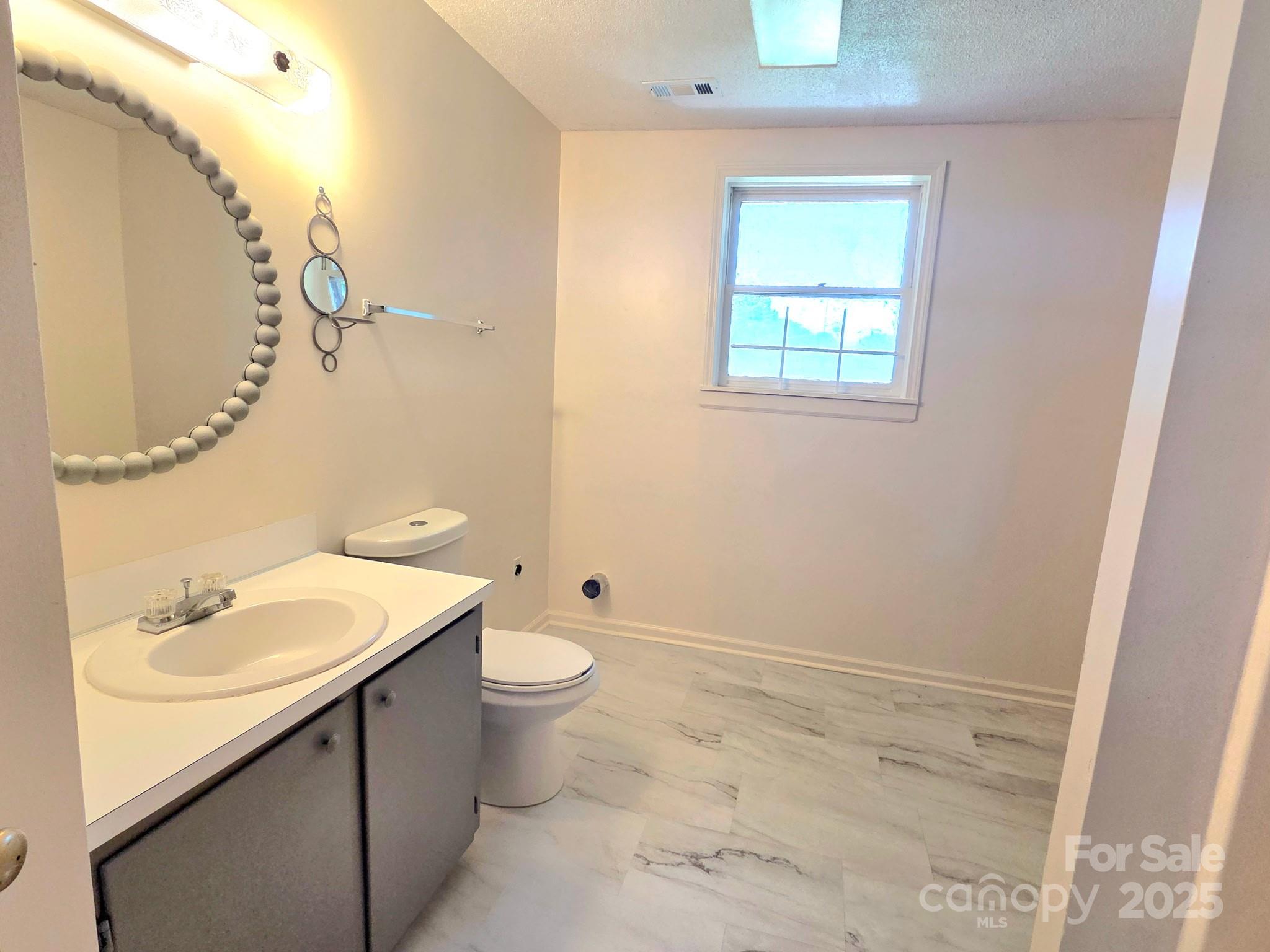 717 2nd Street Southwest Conover, NC 28613 - Photo 9 of 14 Gallery Image 9