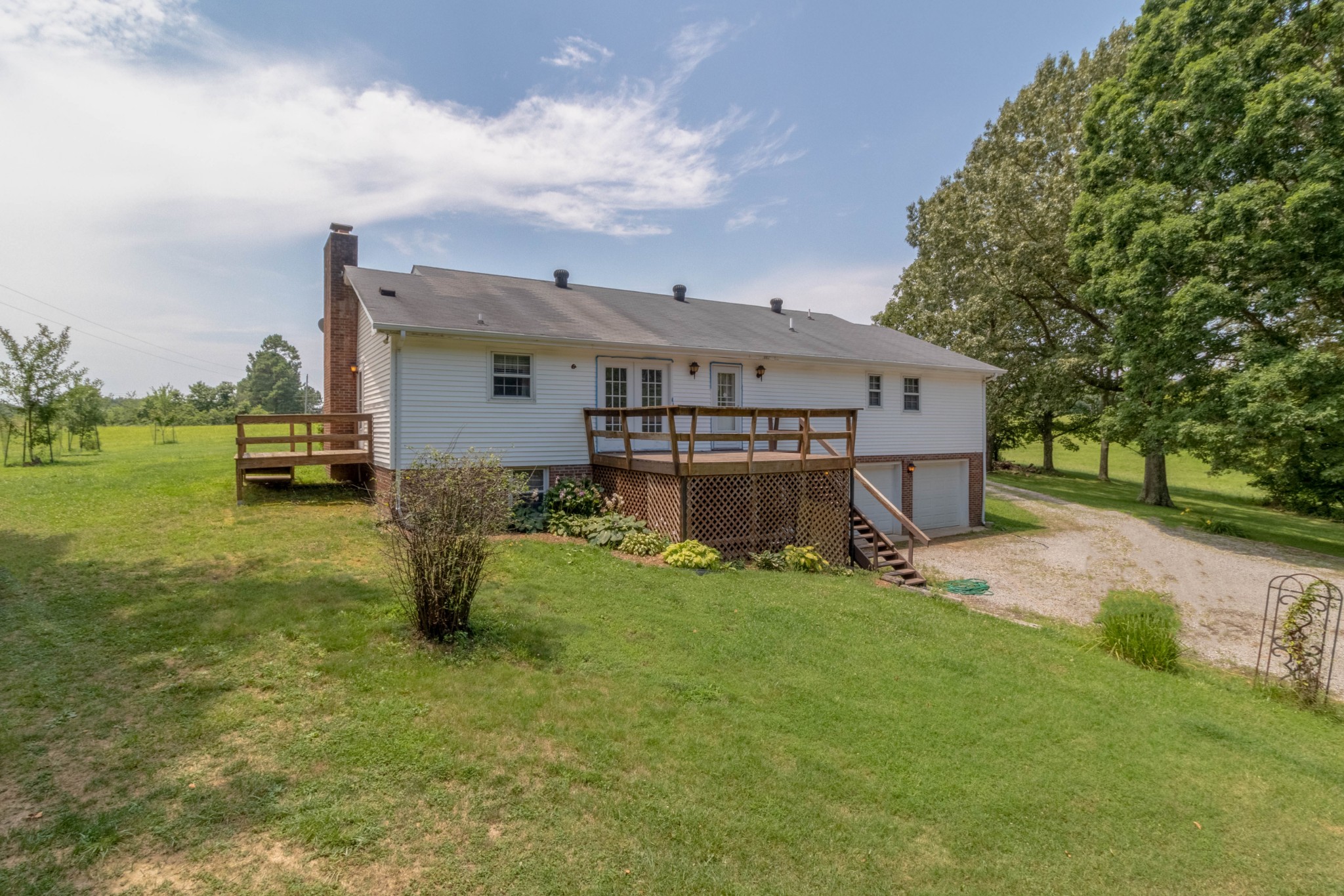 1137 Southside Road Southside, TN 37171 - Photo 32 of 36