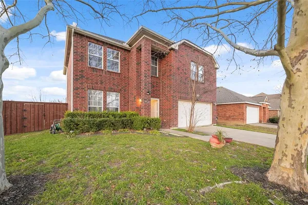 $469,000 | 5332 Comanche Wells Drive, McKinney, TX 75071