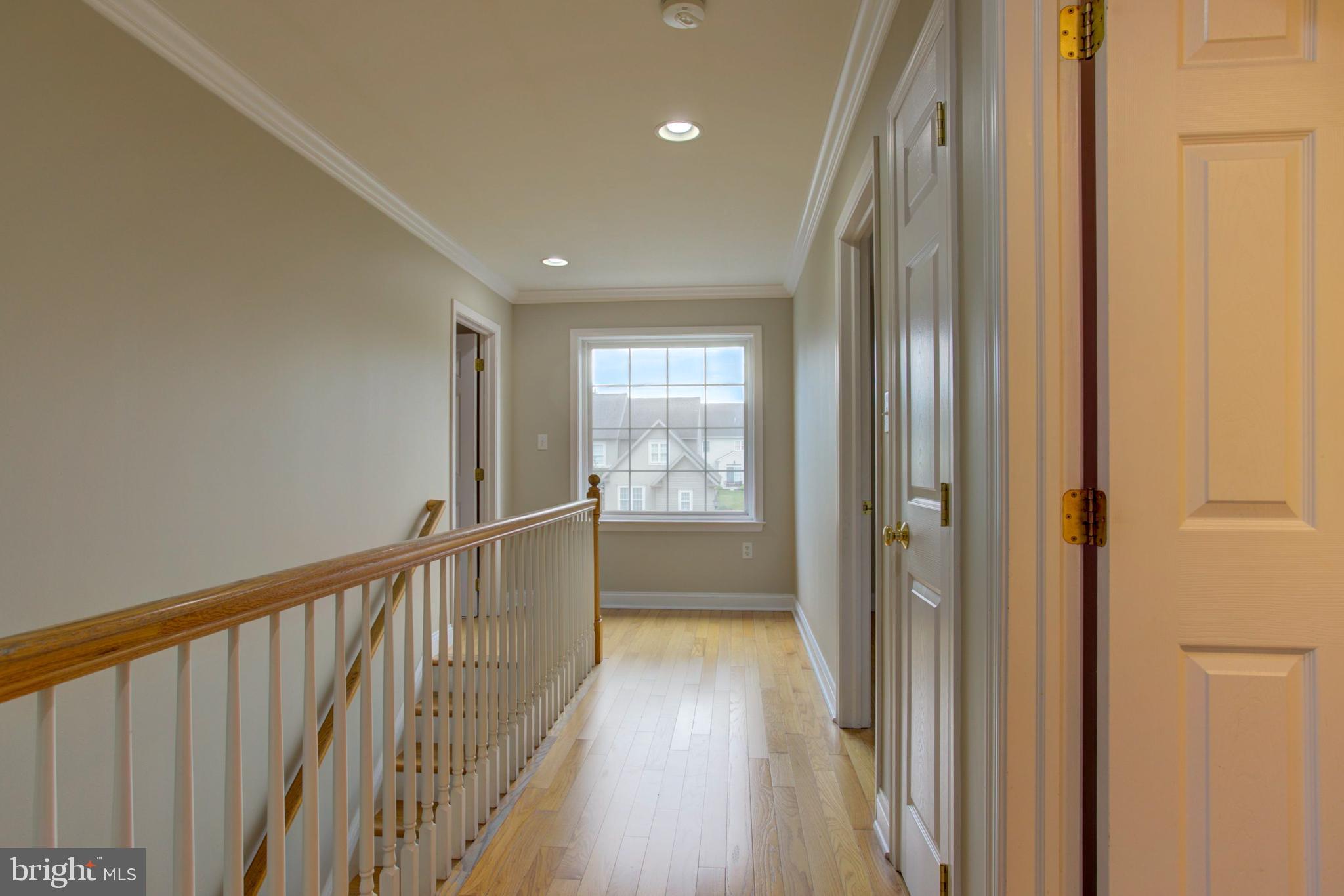 324 Bloomfield Drive Lititz, PA 17543 - Photo 16 of 27 Upstairs hallway