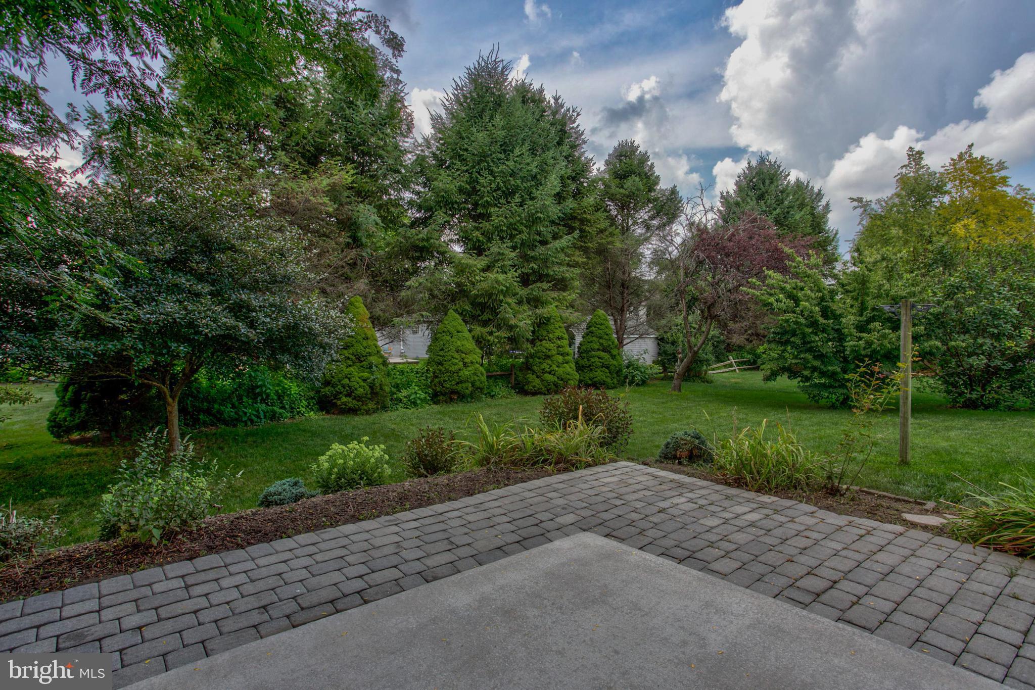 324 Bloomfield Drive Lititz, PA 17543 - Photo 26 of 27 View from back patio