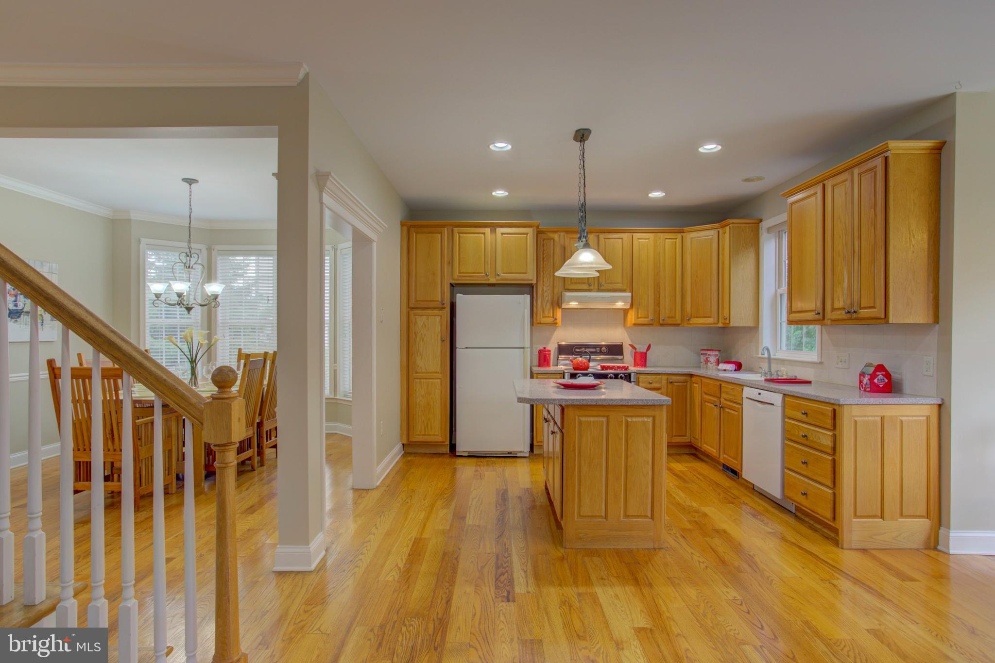 324 Bloomfield Drive Lititz, PA 17543 - Photo 6 of 27 Kitchen
