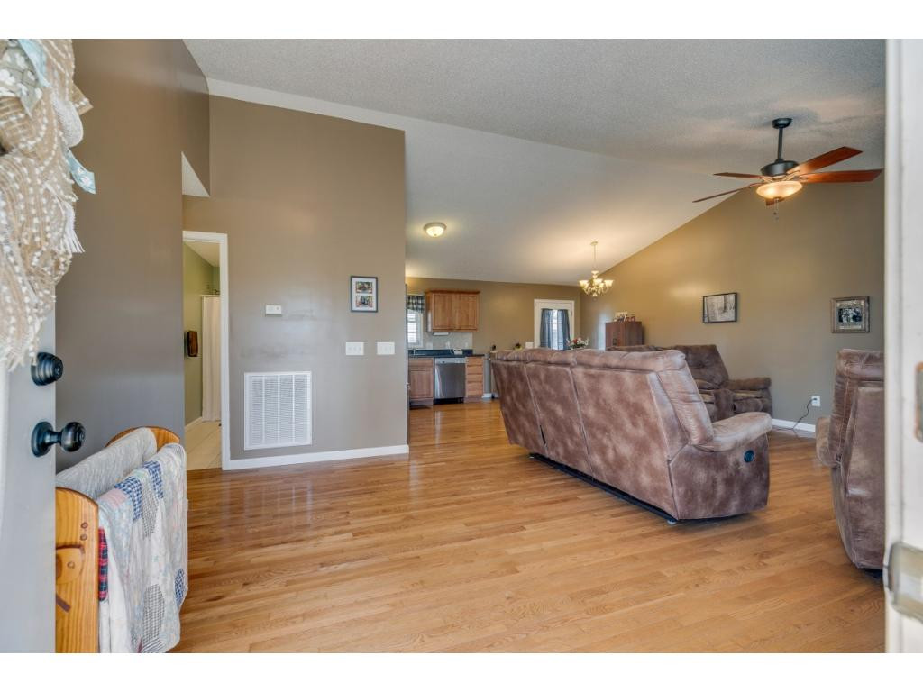 252 Eastern Star Road Kingsport, TN 37663 - Photo 5 of 35 Photo 5