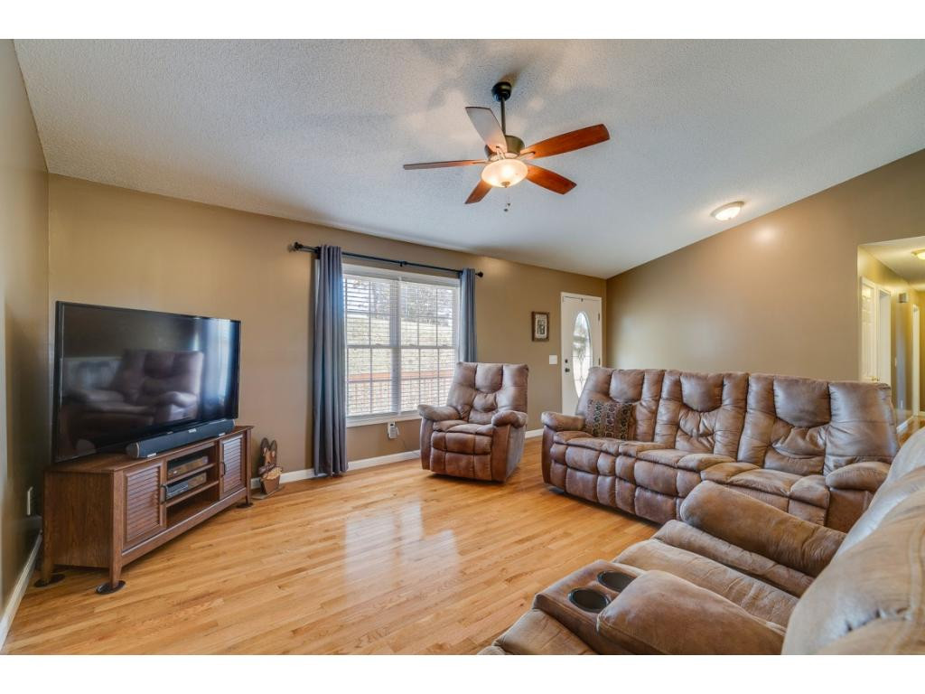 252 Eastern Star Road Kingsport, TN 37663 - Photo 7 of 35 Photo 7