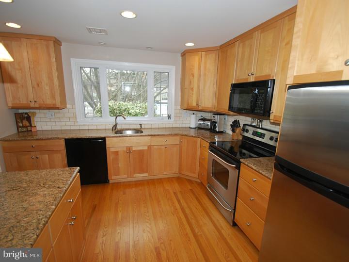16 South Fairfield Road Devon, PA 19333 - Photo 7 of 16 Kitchen