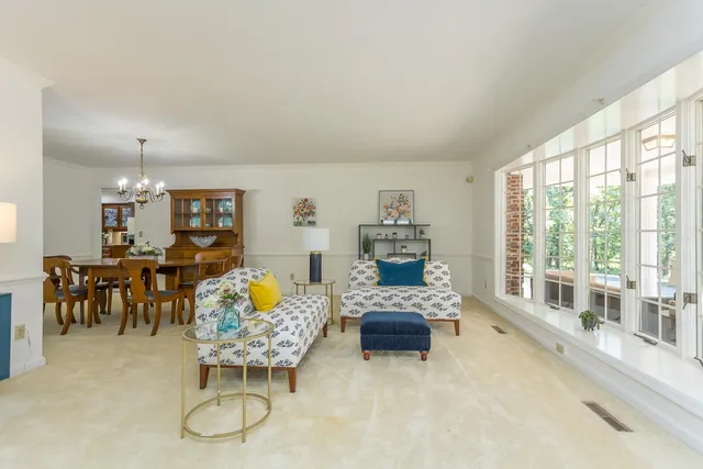 $925,000 | 5983 Labs Run Lane, Penn Laird, VA 22846