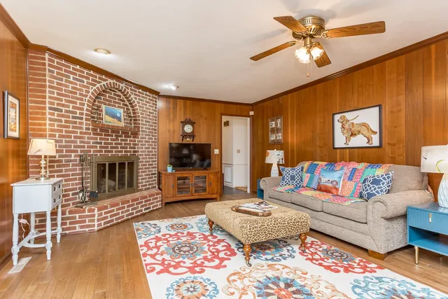 $925,000 | 5983 Labs Run Lane, Penn Laird, VA 22846