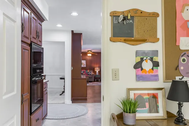 $925,000 | 5983 Labs Run Lane, Penn Laird, VA 22846