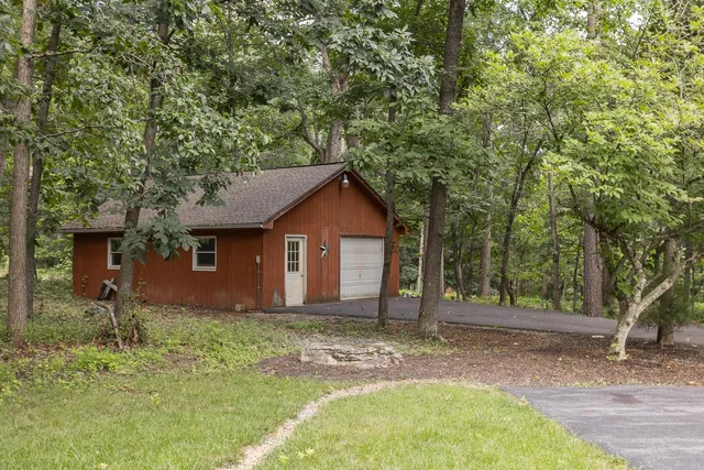 $997,000 | 5983 Labs Run Lane, Penn Laird, VA 22846